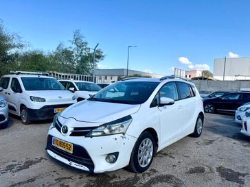 טויוטה וורסו