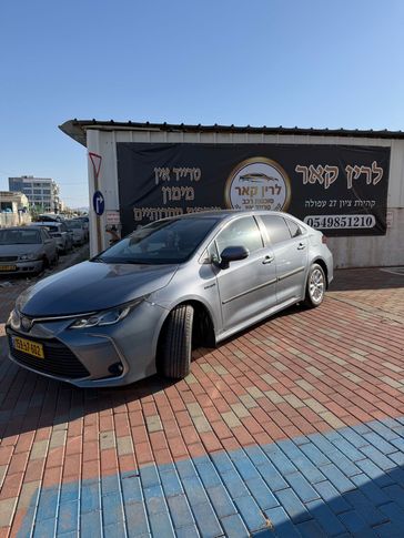 טויוטה קורולה