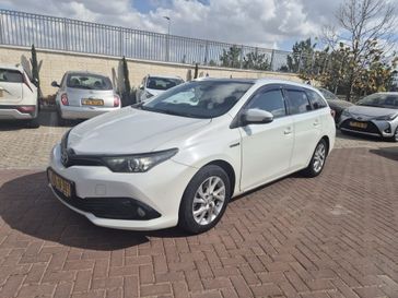 טויוטה אוריס