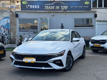 יונדאי אלנטרה