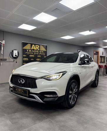 אינפיניטי QX30