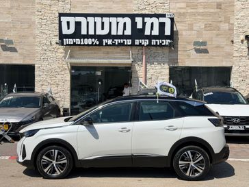 פיג'ו 3008