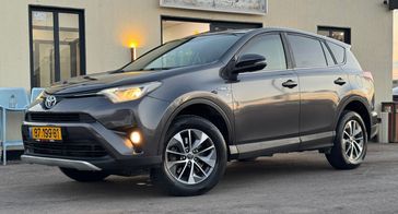 טויוטה RAV4