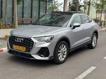 אאודי Q3