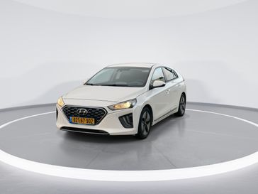 יונדאי איוניק