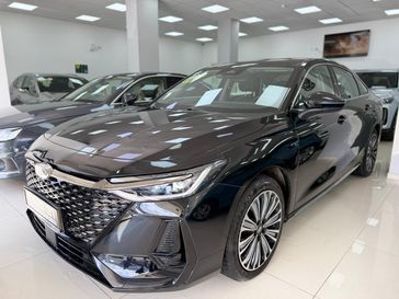 צ'רי ARRIZO 8 PHEV