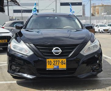 ניסאן אלטימה