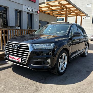 אאודי Q7