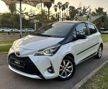 טויוטה יאריס