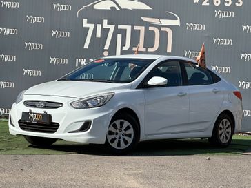 יונדאי I25