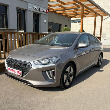 יונדאי איוניק