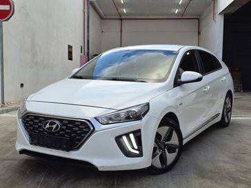 יונדאי איוניק