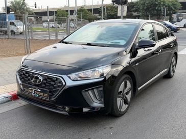 יונדאי איוניק