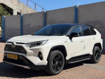 טויוטה RAV4