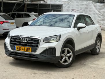 אאודי Q2