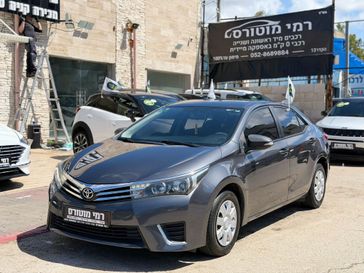 טויוטה קורולה