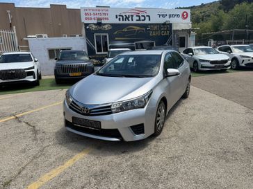 טויוטה קורולה