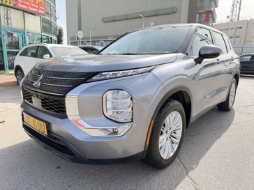 מיצובישי אאוטלנדר