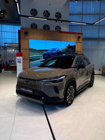 טויוטה קורולה קרוס