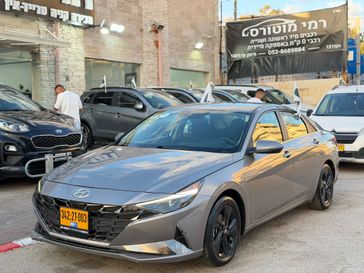 יונדאי אלנטרה