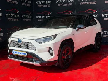 טויוטה RAV4