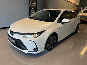 טויוטה קורולה