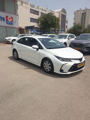 טויוטה קורולה