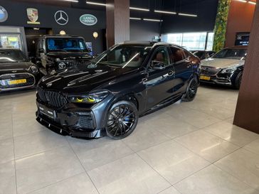 ב מ וו X6