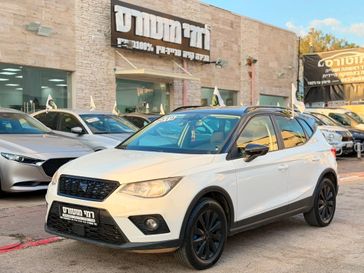 סיאט ארונה