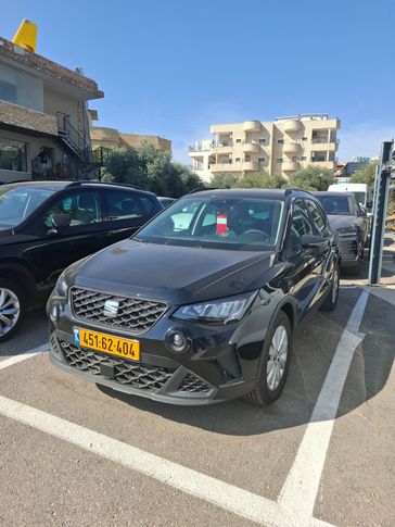 סיאט ארונה