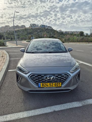 יונדאי איוניק