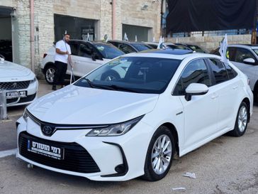 טויוטה קורולה