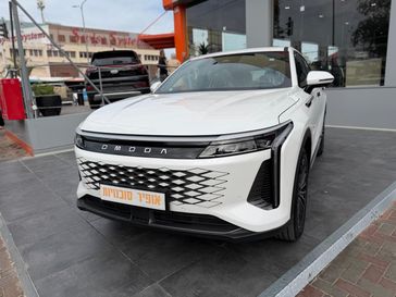 אומודה 9 PHEV