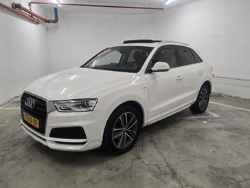 אאודי Q3