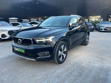 וולבו XC40