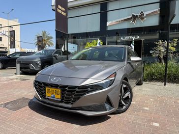 יונדאי אלנטרה