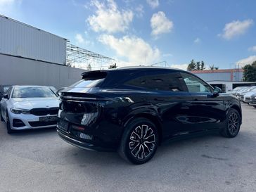זיקאר ZEEKR 7X