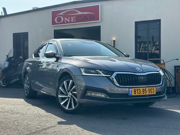 סקודה אוקטביה