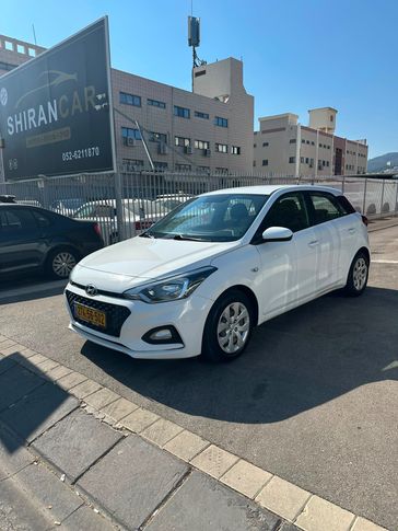 יונדאי I20