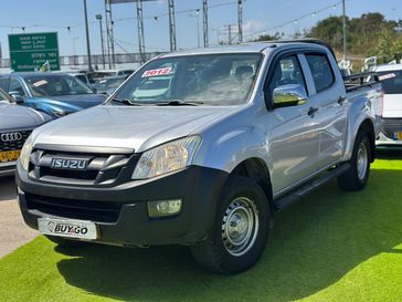 איסוזו D-Max