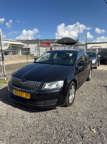 סקודה אוקטביה