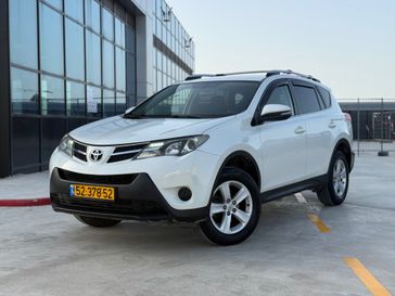 טויוטה RAV4