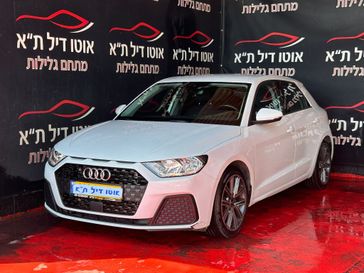 אאודי A1