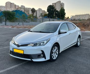טויוטה קורולה