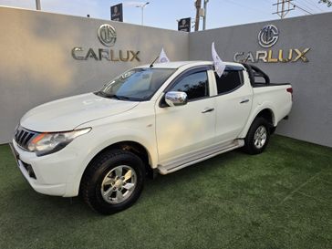 מיצובישי L-200