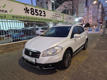 סוזוקי SX4 CROSSOVER