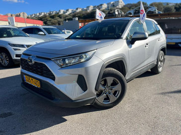 טויוטה RAV4