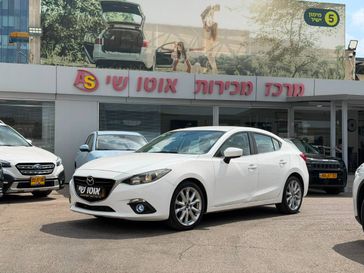 מזדה 3