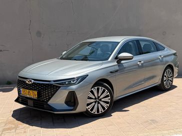 צ'רי ARRIZO 8 PHEV