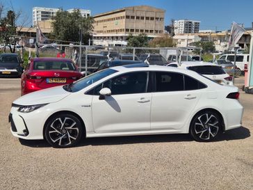 טויוטה קורולה